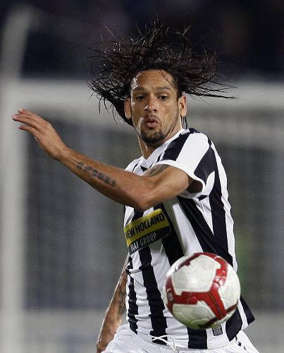 斯洛特：我们需要加强定位球防守；维尔茨带来了创造力