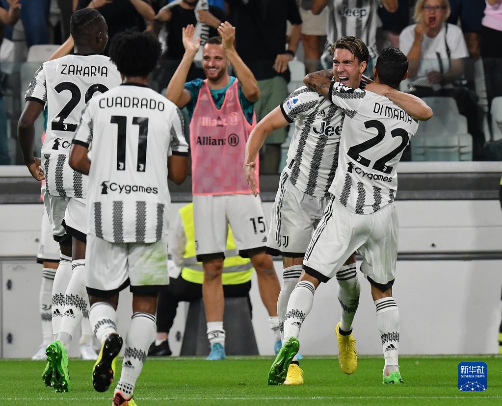 CBA杯“山东德比”裁判频繁纵容大动作引热议！媒体人质疑不作为