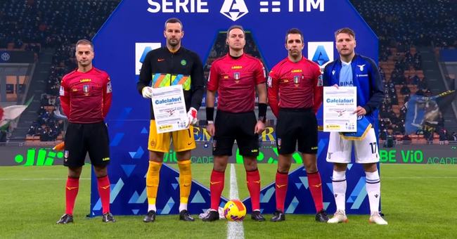 鱼缸论继续！霍伊伦双响助球队回榜首，头顶脚踢荣膺全场最佳